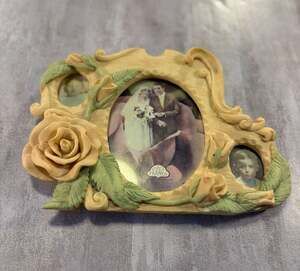 United Design Corp Fancy Frames Three‎ Roses Triple Photo Frame